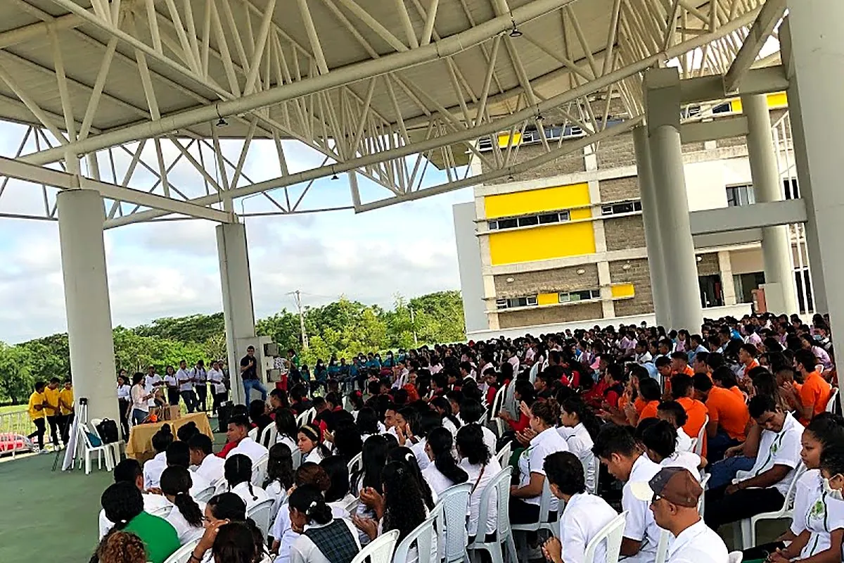 Feria universitaria en San Pelayo